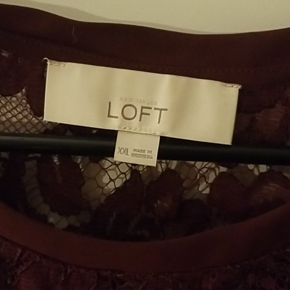 🌲Loft xxl burgundy lace top - Picture 2 of 4